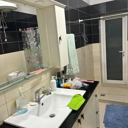 公寓 Nona Lelas House 地拉那