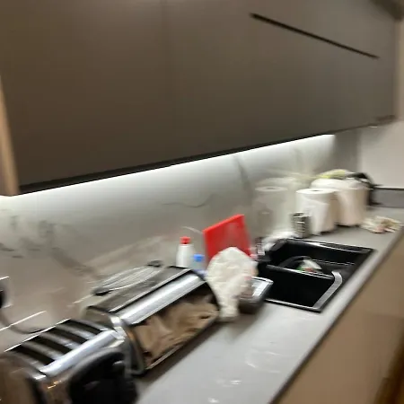 Nona Lelas House 地拉那