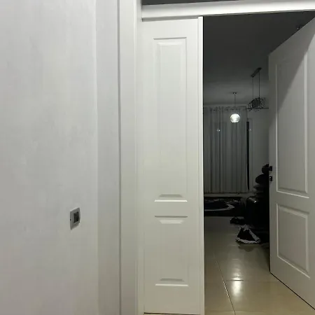 公寓 Nona Lelas House 地拉那