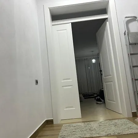 Nona Lelas House